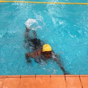 Domestic Workers Learn To Swim 11